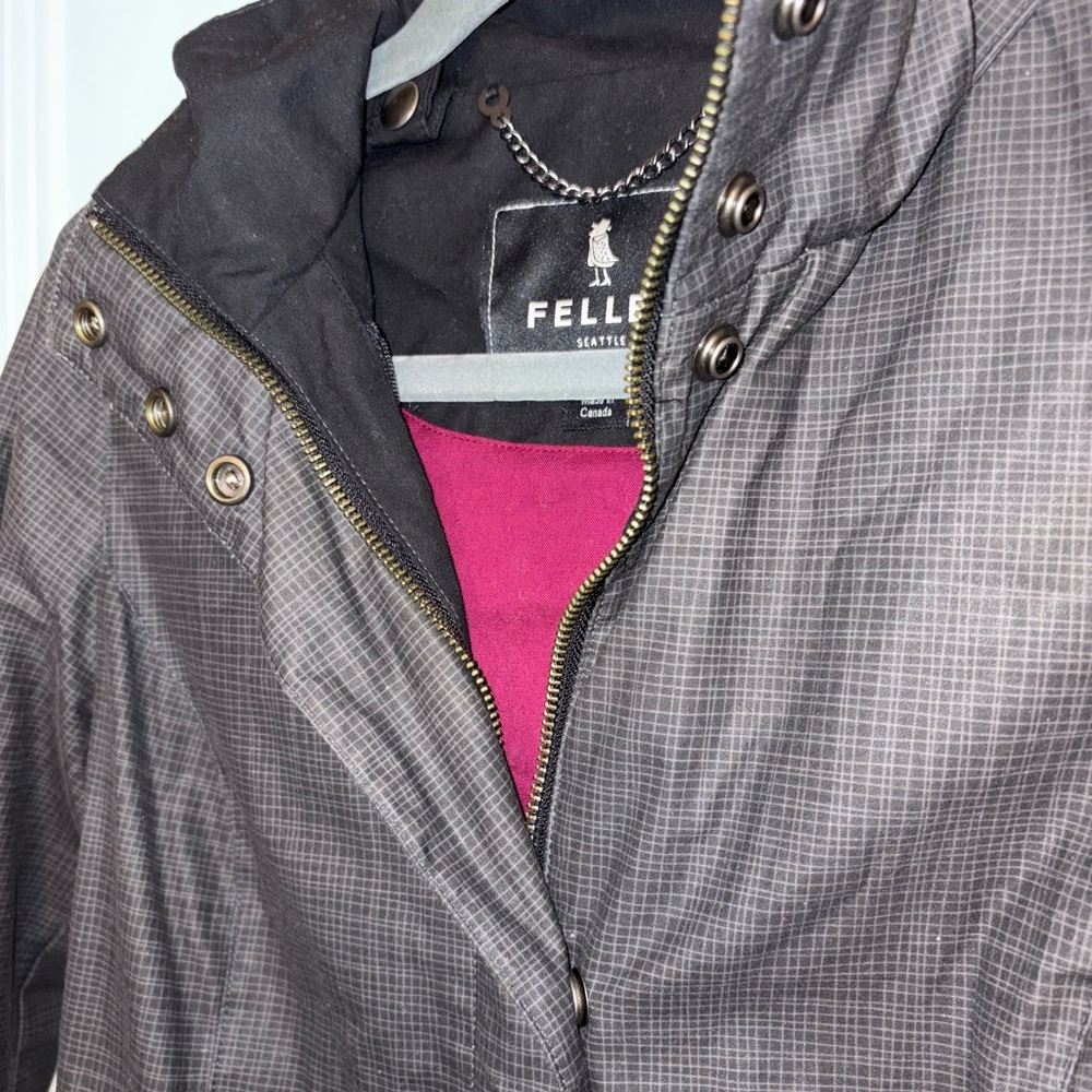 Feller Seattle Women’s XS Raincoat Trench Gray Plaid Hooded - Picture 6 of 15